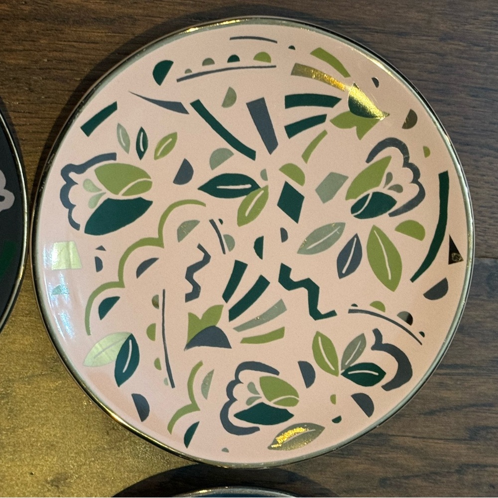 Set of 4 WEST ELM Confetti Pop Art Botanical Desert Plates 6-7/8” diameter - Picture 3 of 8
